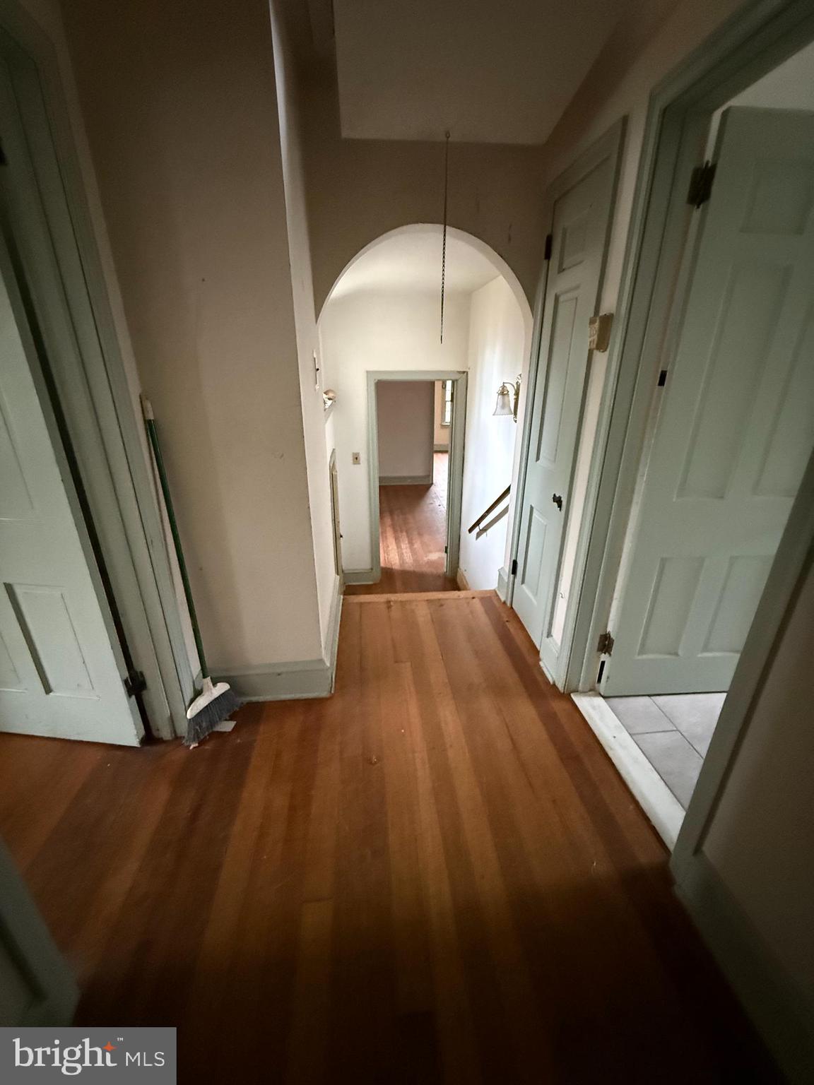 514 Edann Road Glenside, PA 19038 - Photo 25 of 34 Hallway