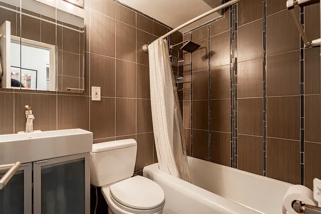 $749,000 | 191 Willoughby Street, Unit 8J | Downtown Brooklyn