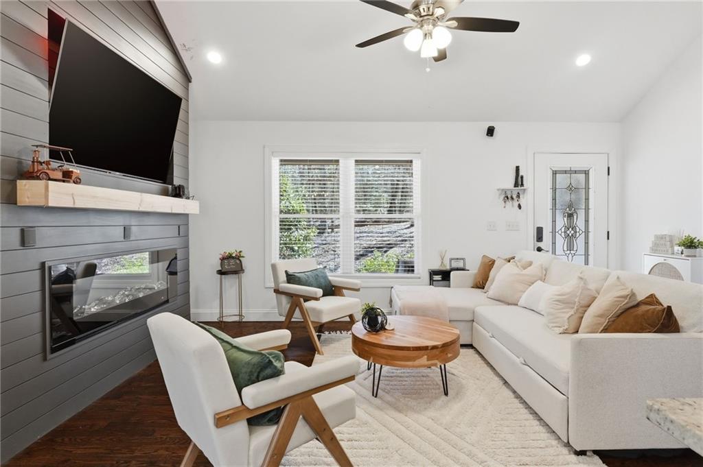 137 Geneva Road Canton, GA 30114 - Photo 6 of 43
