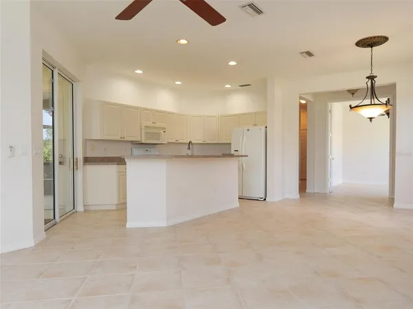 $284,900 | 2462 Magnolia Circle, North Port, FL 34289