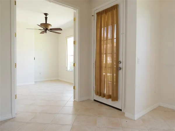 $284,900 | 2462 Magnolia Circle, North Port, FL 34289