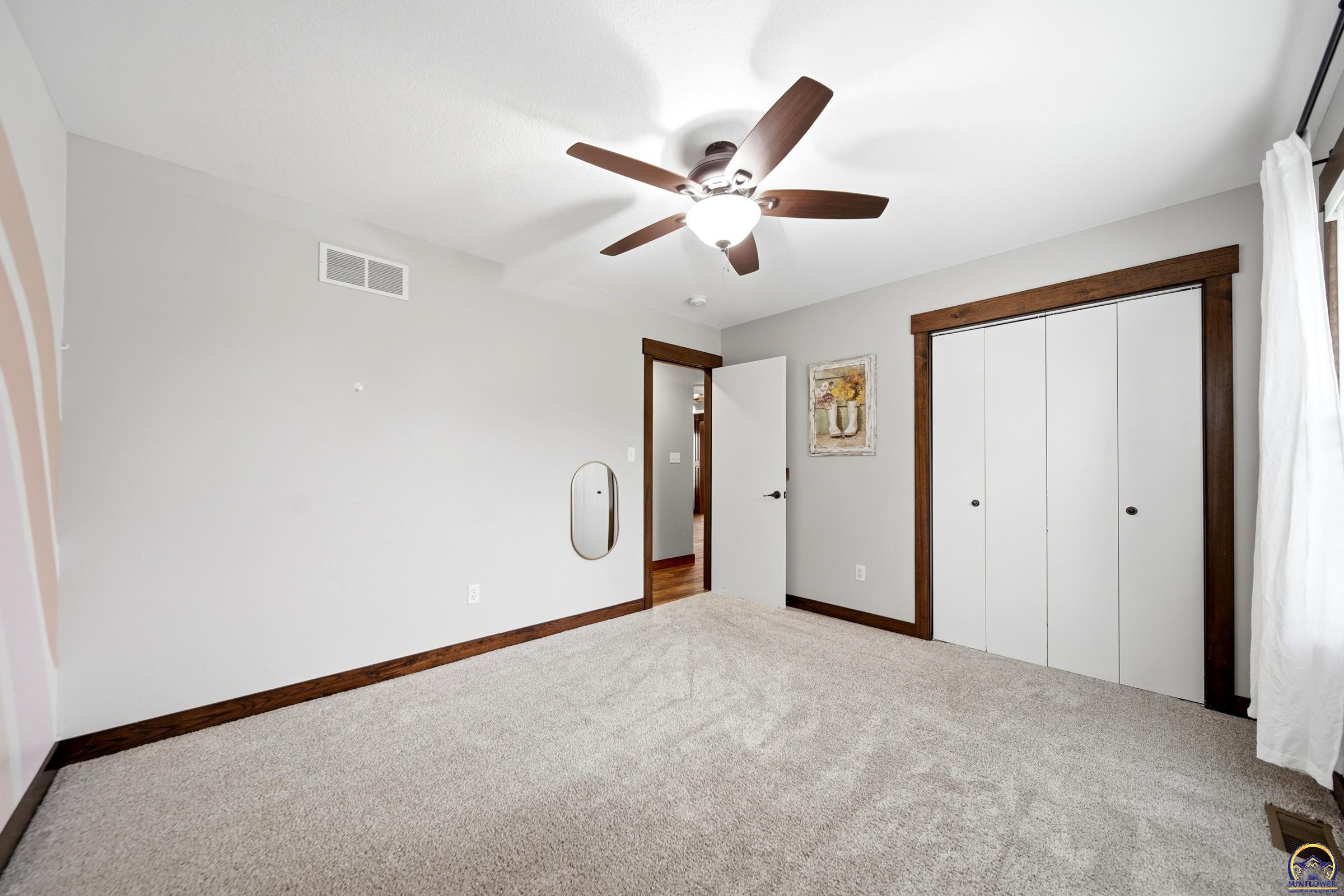 422 Prairie Bend Court Meriden, KS 66512 - Photo 18 of 35