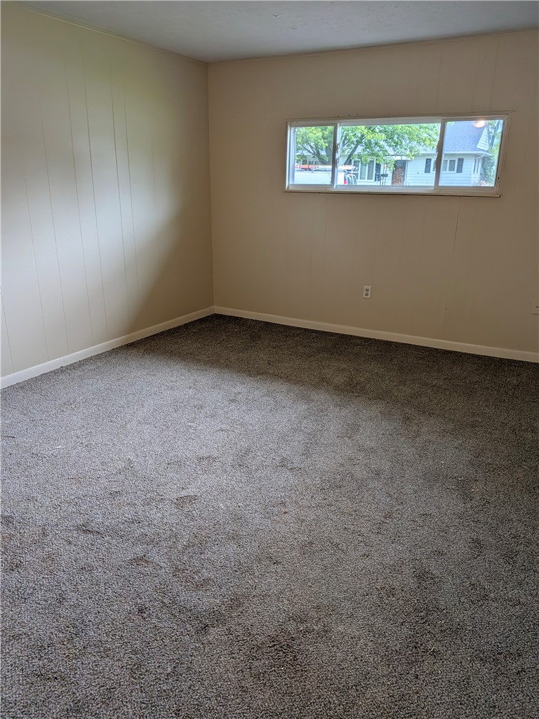 840 Brookfield Road Kettering, OH 45429 - Photo 13 of 13 This inviting bedroom provides a comfortable, serene personal retreat.