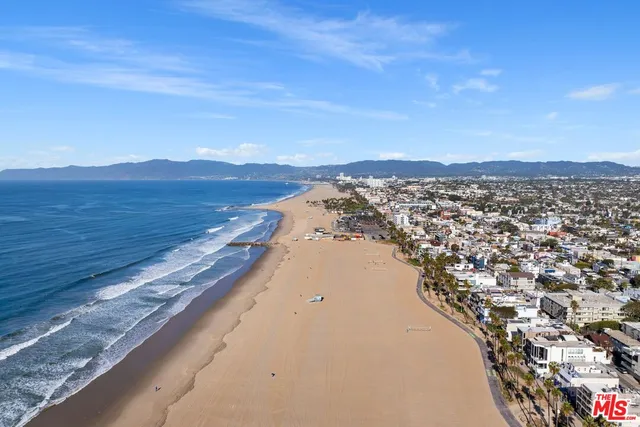 $20,000 | 3007 Ocean Front Walk, Venice, CA 90291