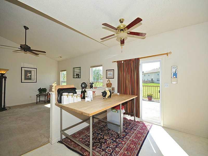 6581 Rushing River Noblesville, IN 46062 - Photo 6 of 24 Gallery Image 6
