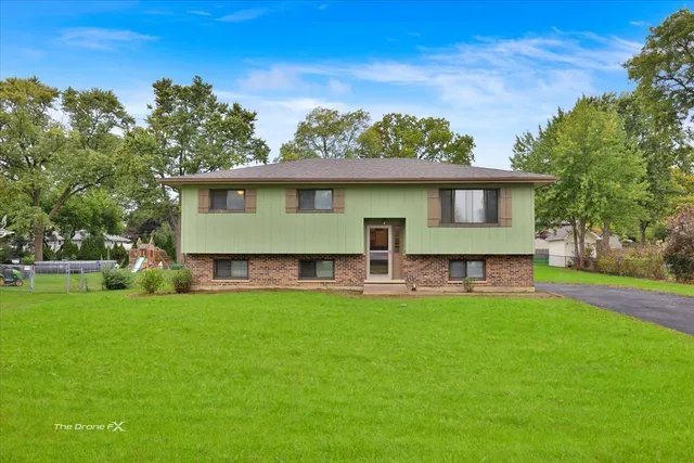$350,000 | 2N314 Euclid Avenue, Glendale Heights, IL 60139