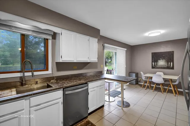 $350,000 | 2N314 Euclid Avenue, Glendale Heights, IL 60139