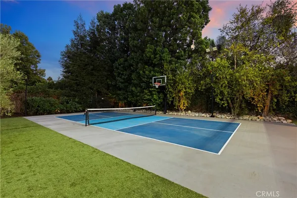 a view of a outdoor space