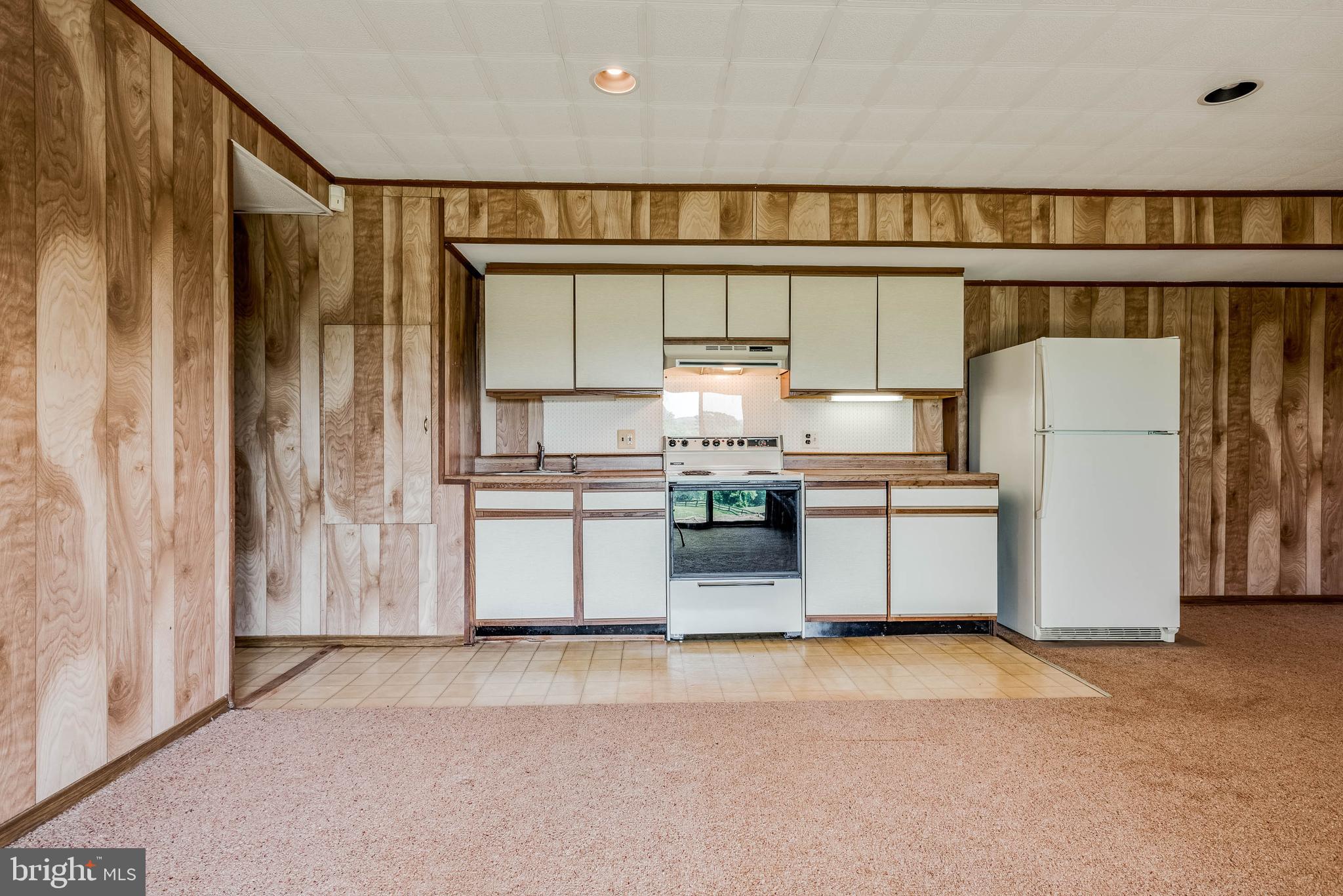 8567 Meadows Road Warrenton, VA 20186 - Photo 23 of 47 second kitchen
