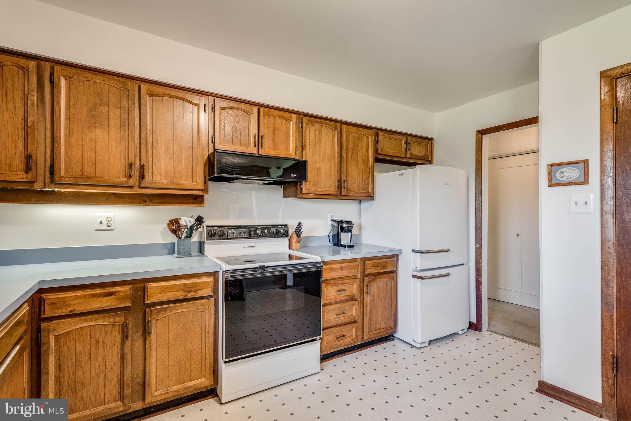 8567 Meadows Road Warrenton, VA 20186 - Photo 10 of 47 kitchen
