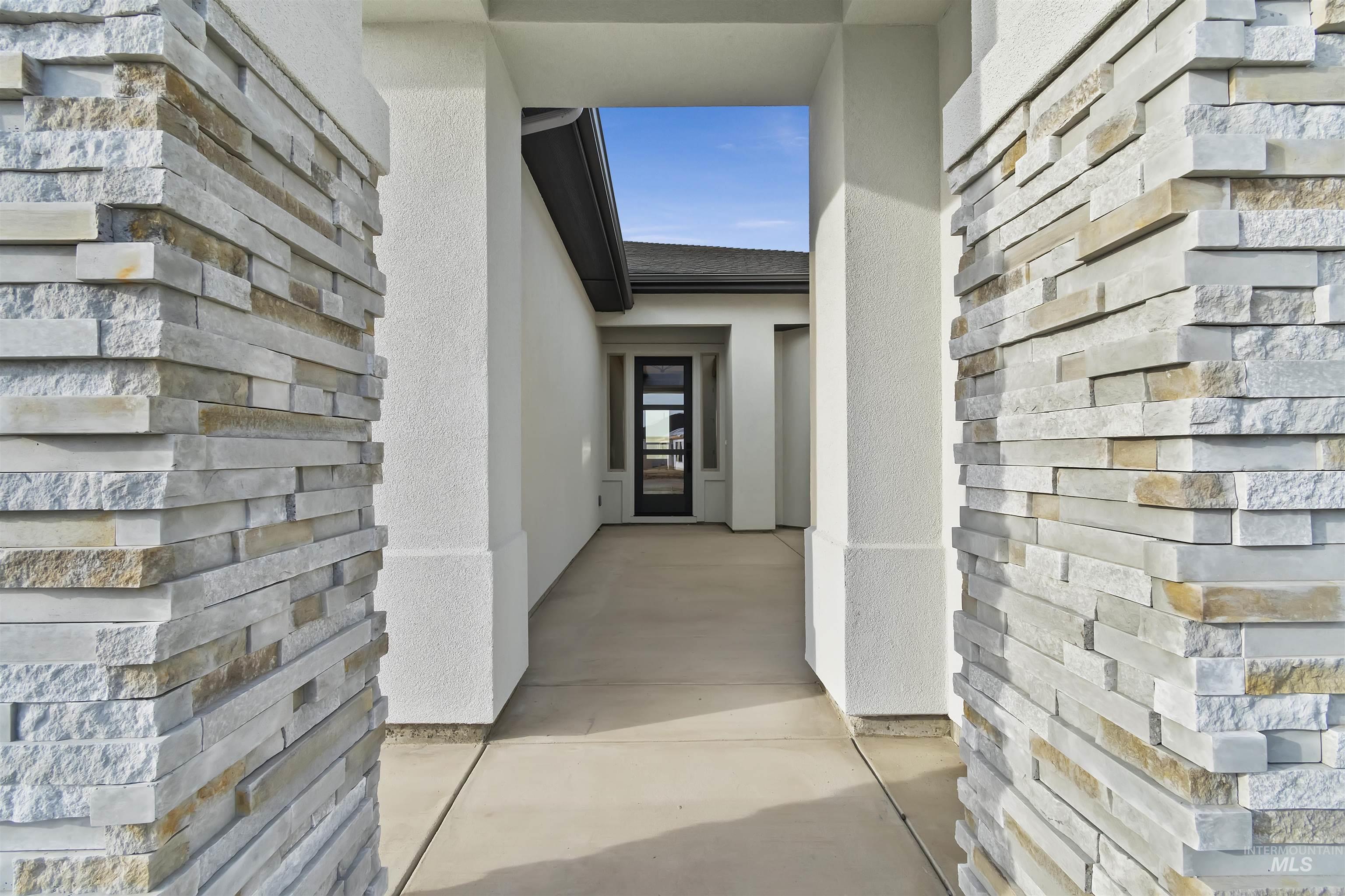 3875 South Corabell Avenue Meridian, ID 83642 - Photo 3 of 27 Doorway to property