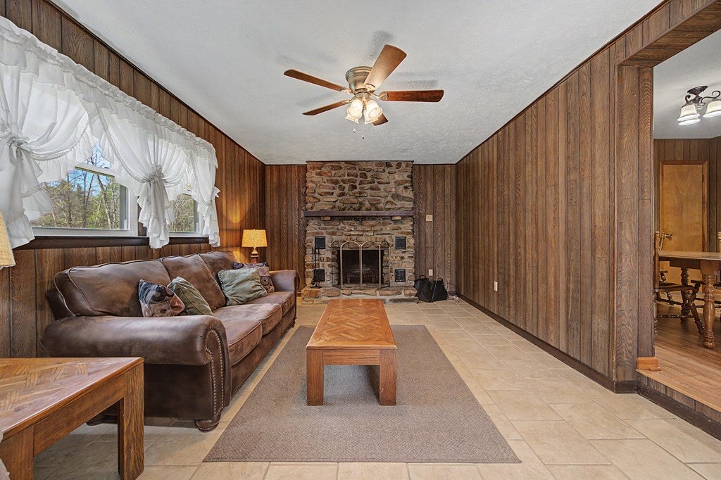 6921 Ivanhoe Road Ivanhoe, VA 24350 - Photo 37 of 76 Gallery Image 37