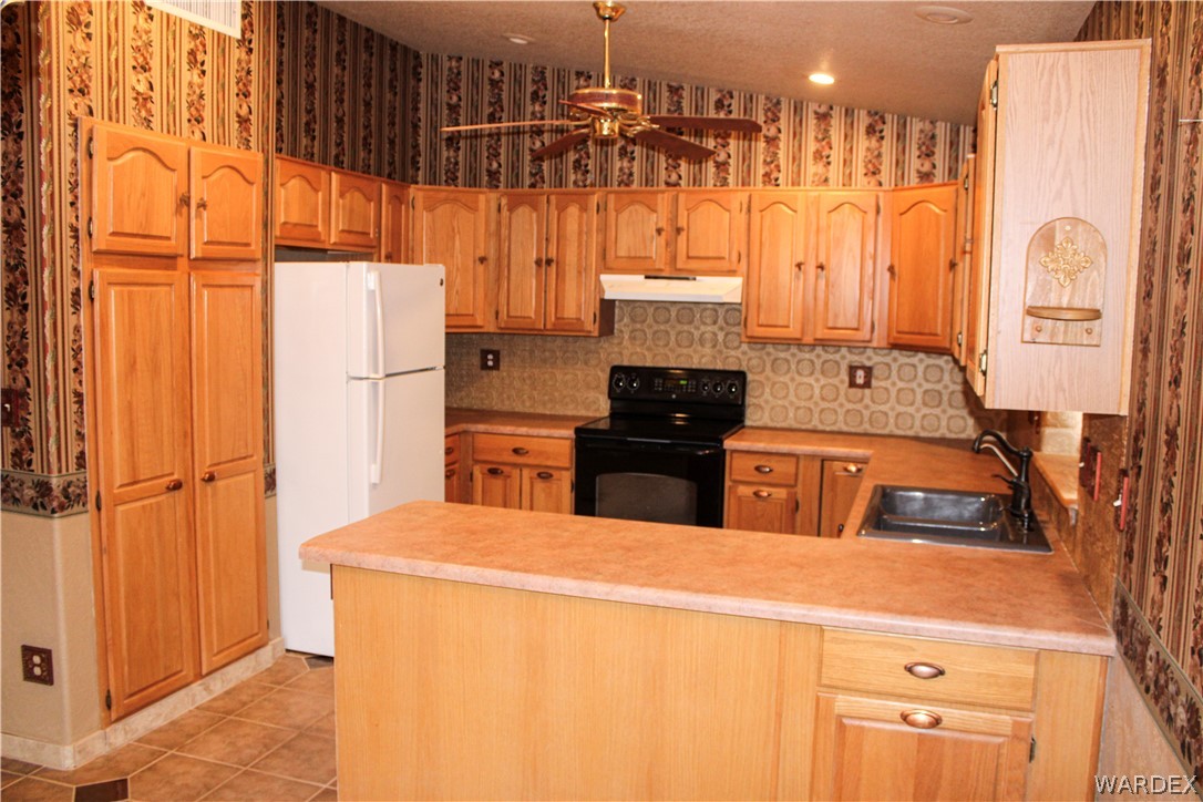 3734 Hope Road Golden Valley, AZ 86413 - Photo 15 of 50