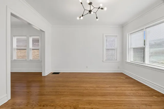 $469,900 | 1932 East Avenue, Berwyn, IL 60402