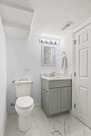 $469,900 | 1932 East Avenue, Berwyn, IL 60402