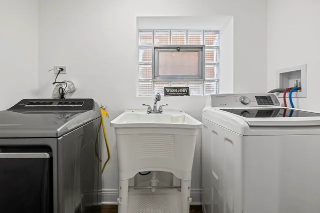 $469,900 | 1932 East Avenue, Berwyn, IL 60402