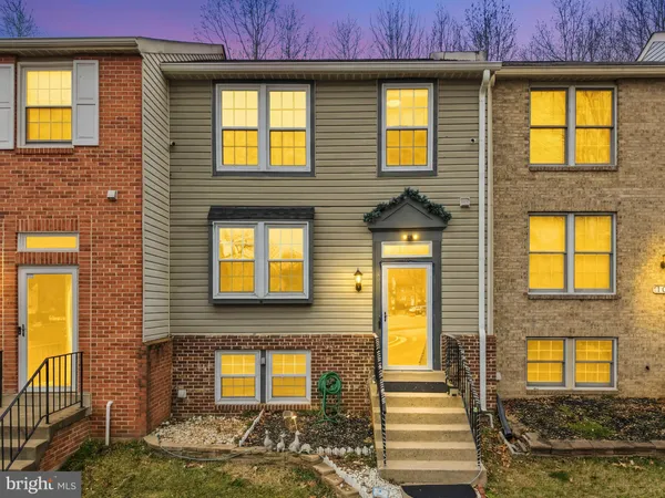 $2,700 | 104 Barksdale Place, Stafford, VA 22554