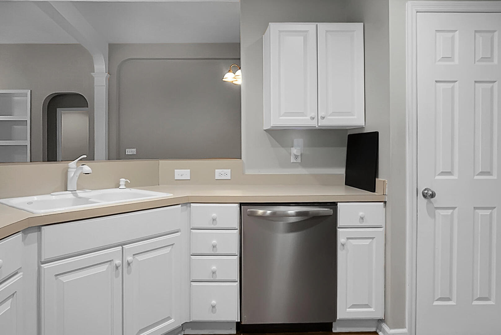 108 Marsh Pointe Road Summerville, SC 29485 - Photo 22 of 57 DSC01071