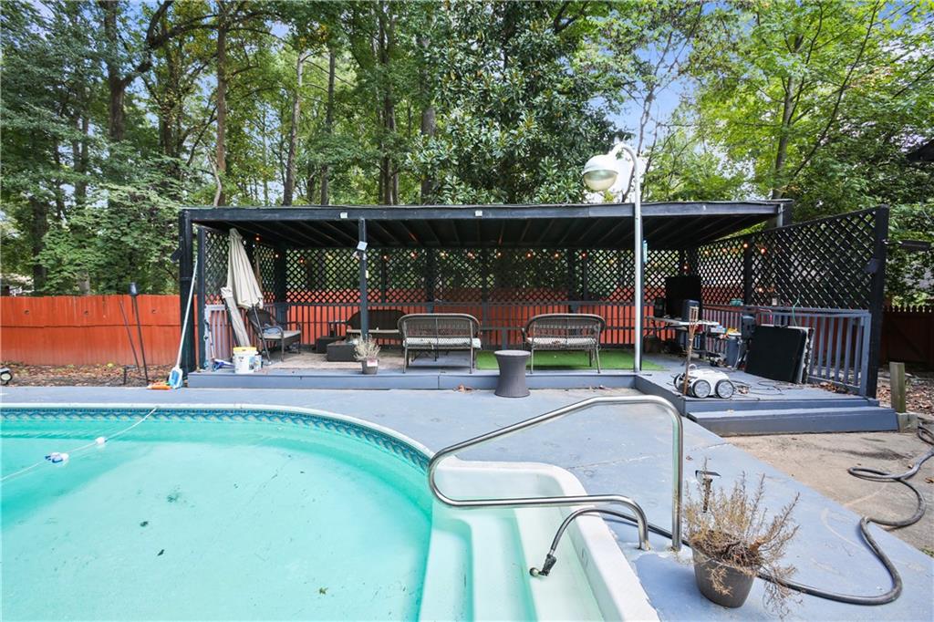 2763 Hayden Drive Atlanta, GA 30344 - Photo 10 of 11 an outdoor view of patio with furniture