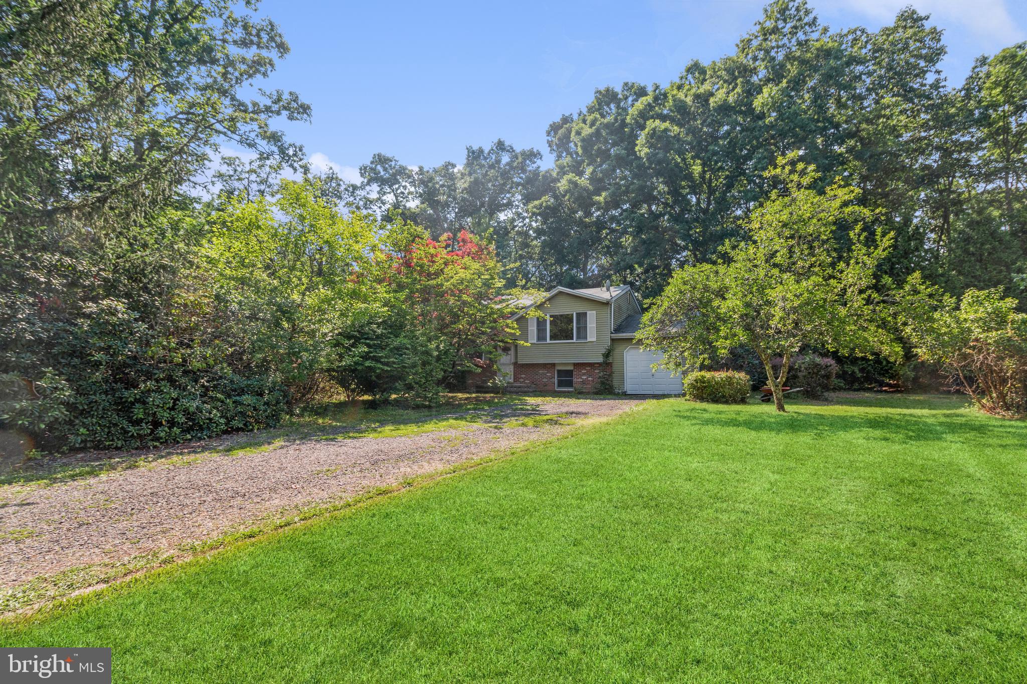 5 Goosepond Road Tabernacle, NJ 08088 - Photo 2 of 25