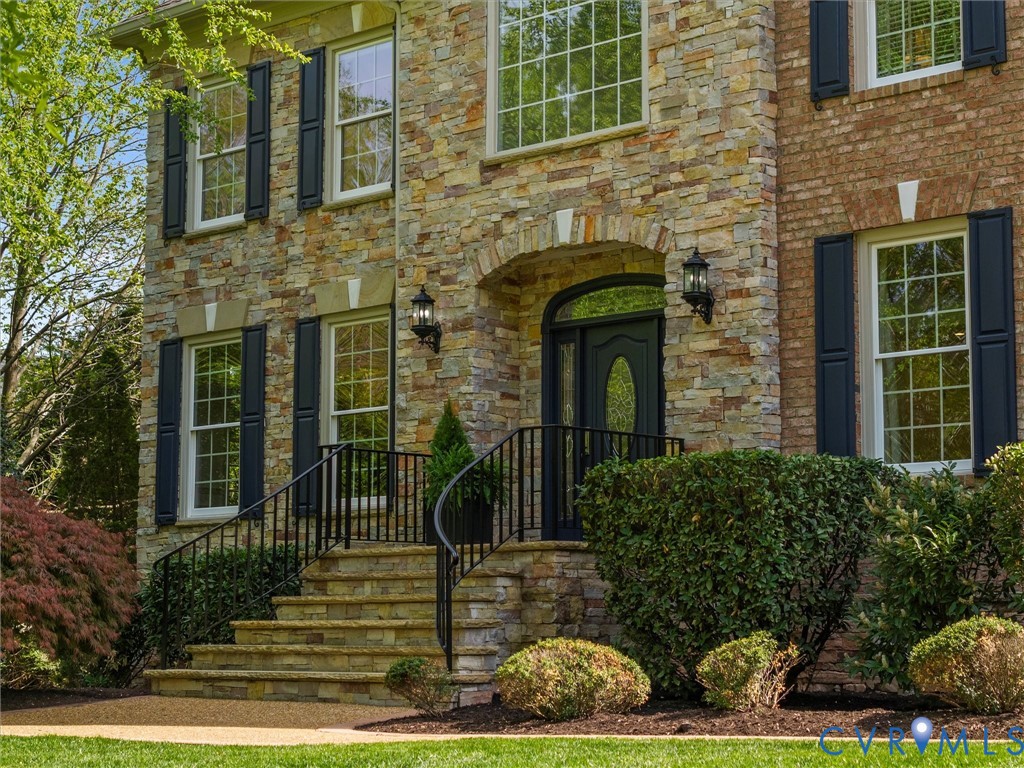 8705 Raleigh Manor Place Henrico, VA 23229 - Photo 4 of 73