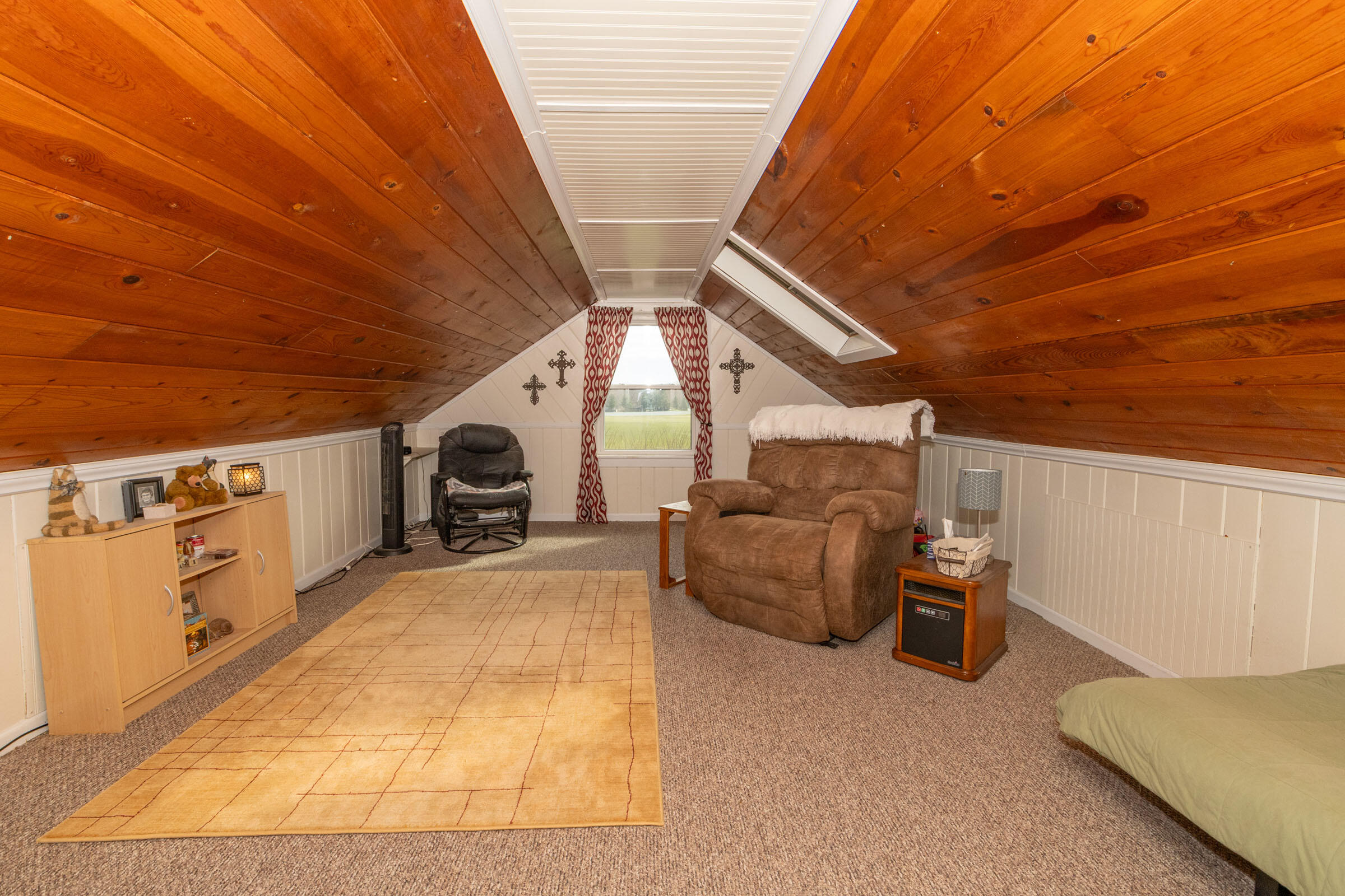 983 Miners Road St. Joseph, MI 49085 - Photo 17 of 40 983 Miners Rd SJ Attic 3