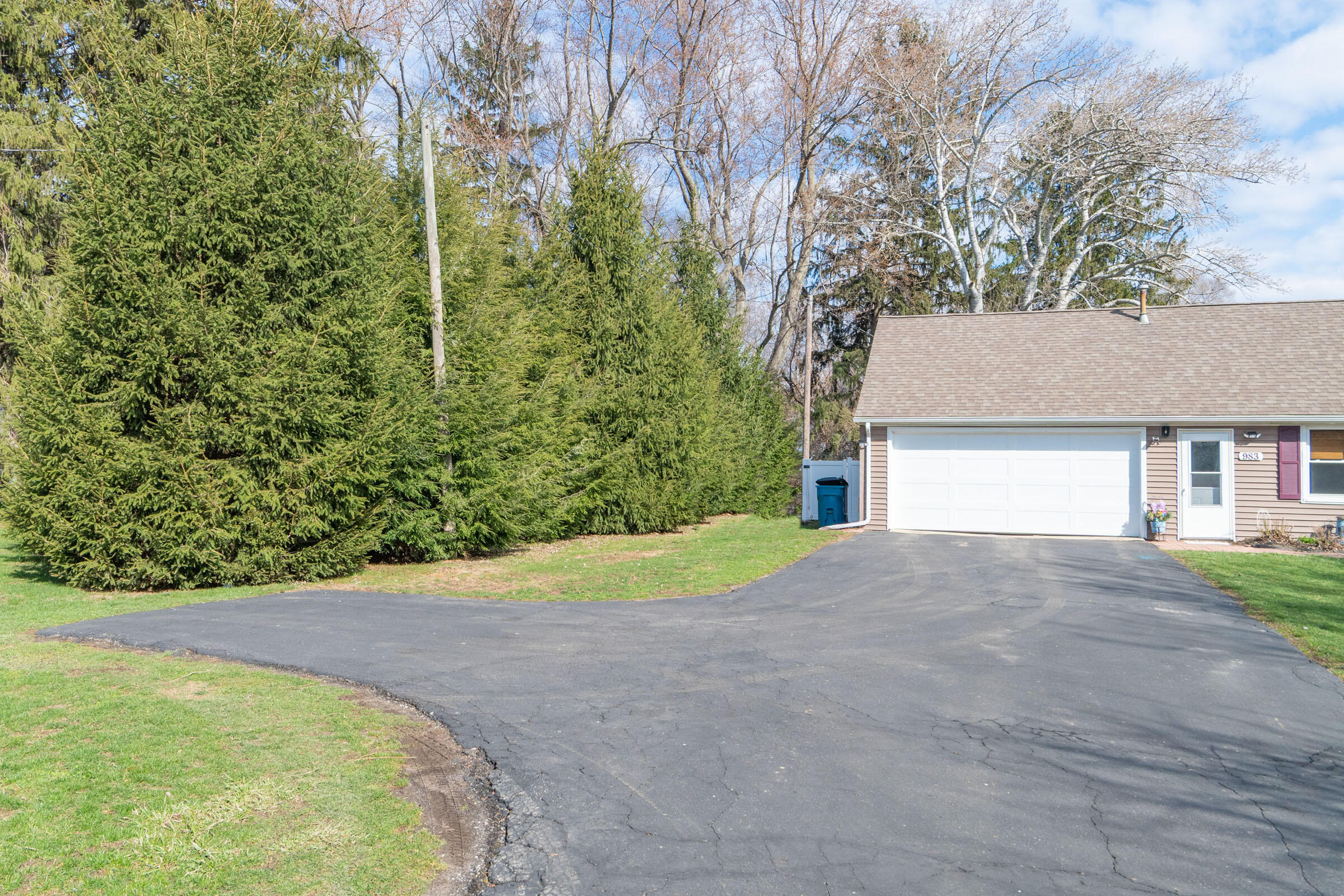 983 Miners Road St. Joseph, MI 49085 - Photo 27 of 40 983 Miners Rd SJ Drive