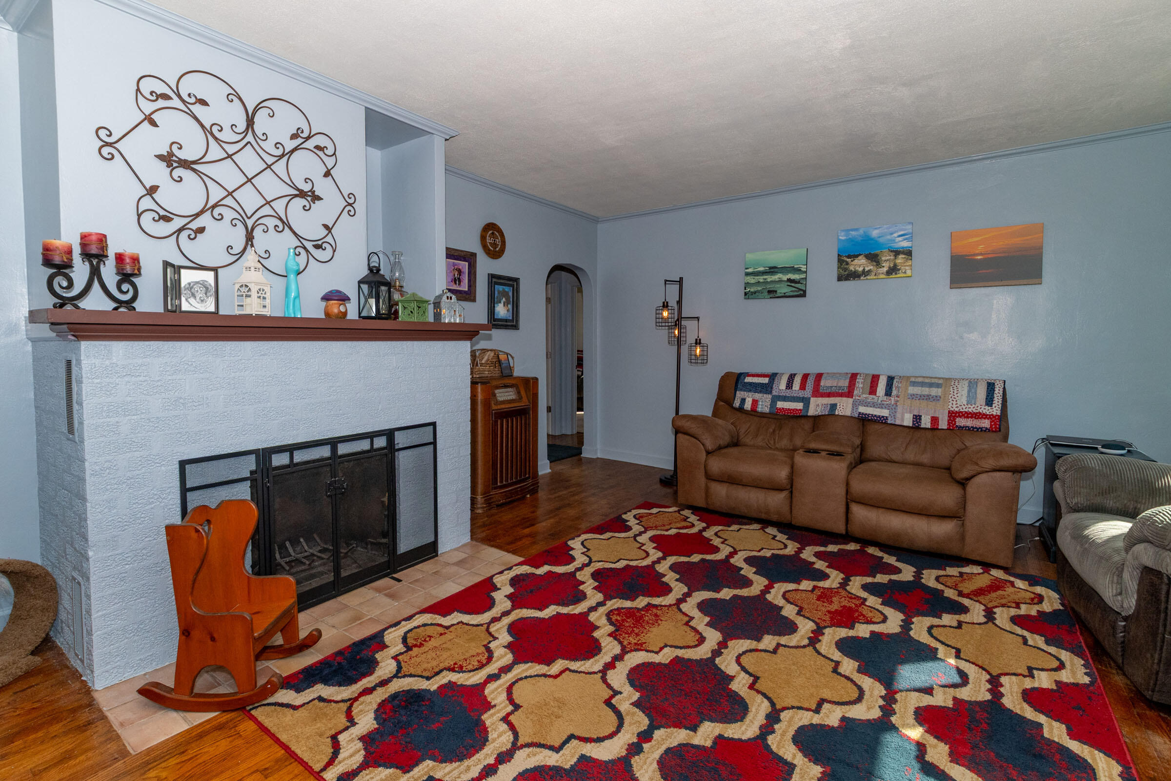 983 Miners Road St. Joseph, MI 49085 - Photo 5 of 40 983 Miners Rd SJ Living room 3