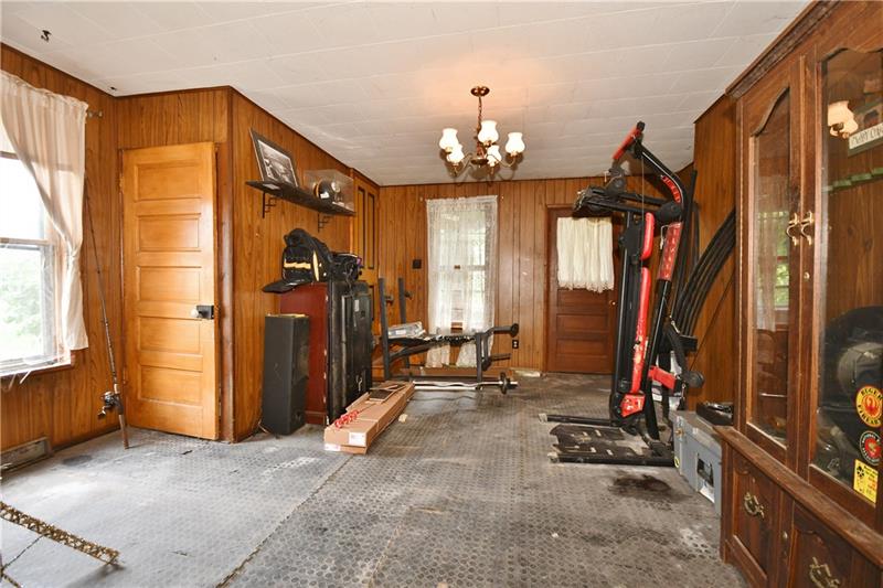 424 Gunn Ridge Road West Finley, PA 15377 - Photo 8 of 25
