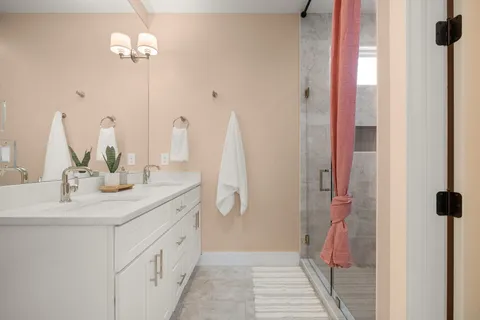 $715,000 | 1201 Luna Street, Austin, TX 78721