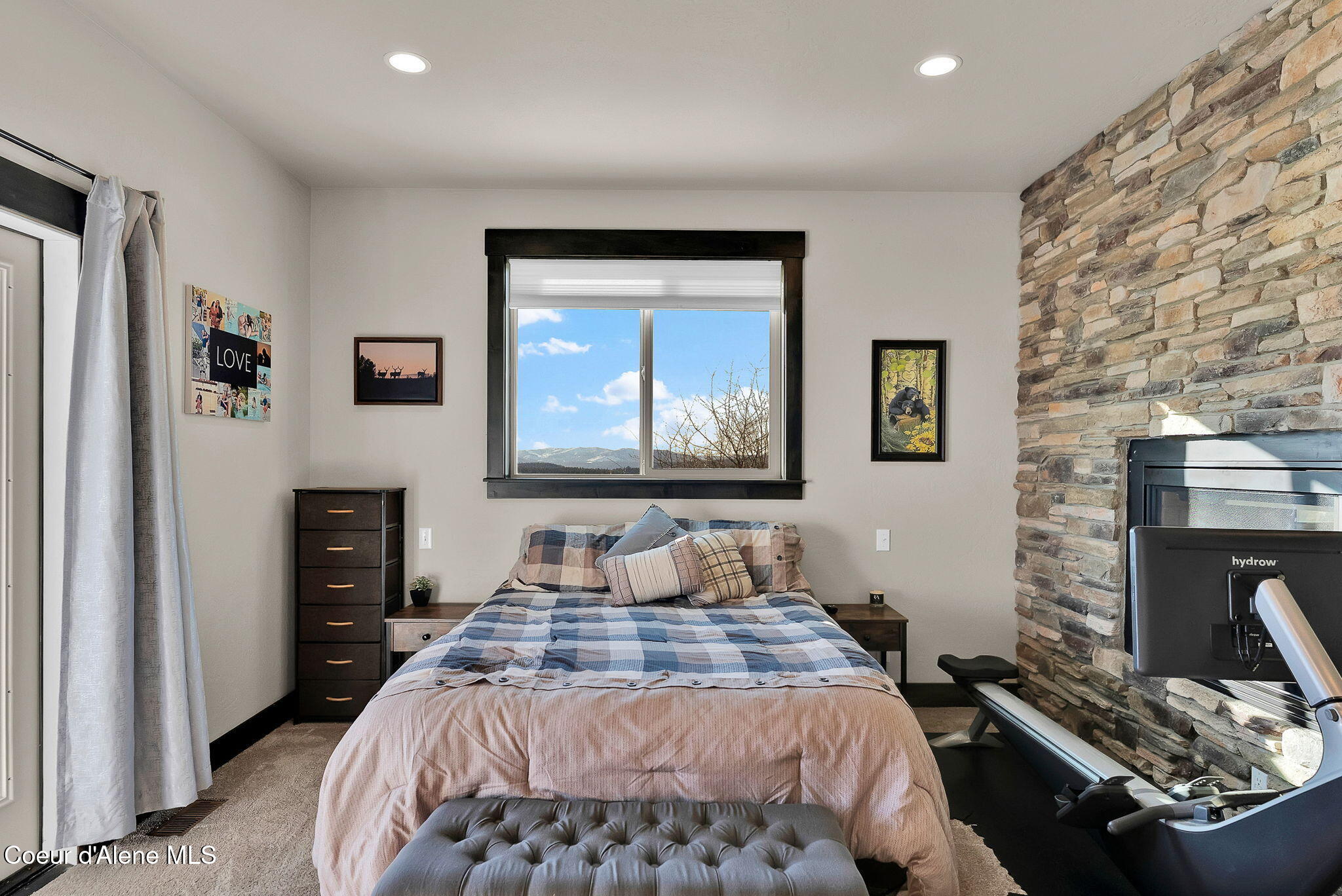 5383 East Van Dusen Road Harrison, ID 83833 - Photo 17 of 67 Primary Bedroom