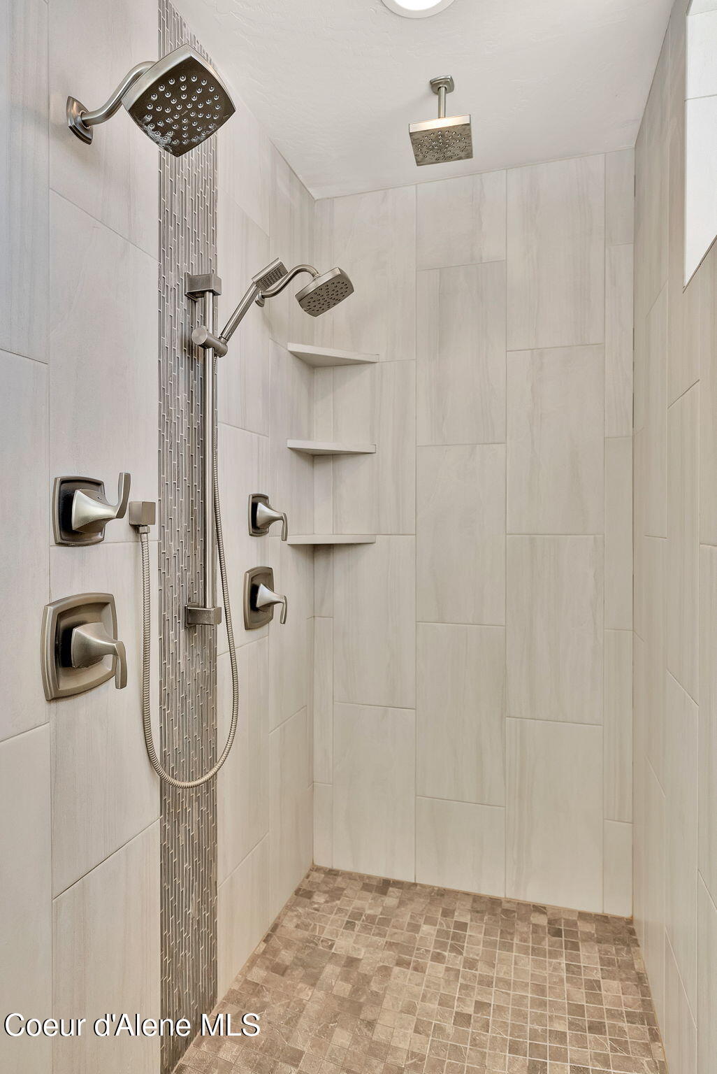 5383 East Van Dusen Road Harrison, ID 83833 - Photo 20 of 67 Primary Bathroom