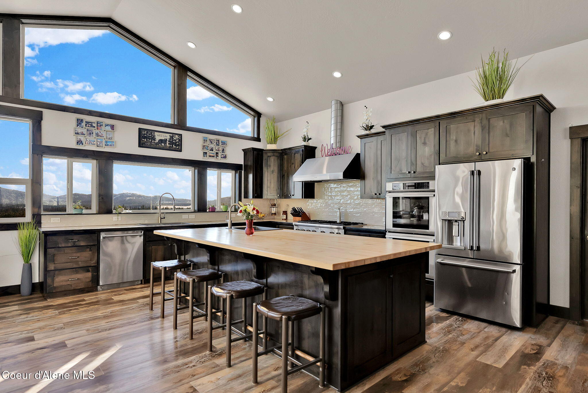 5383 East Van Dusen Road Harrison, ID 83833 - Photo 2 of 67 Kitchen
