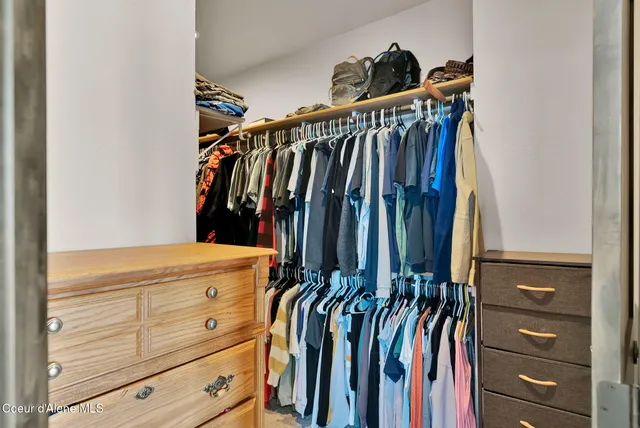 $850,000 | 5383 East Van Dusen Road, Harrison, ID 83833