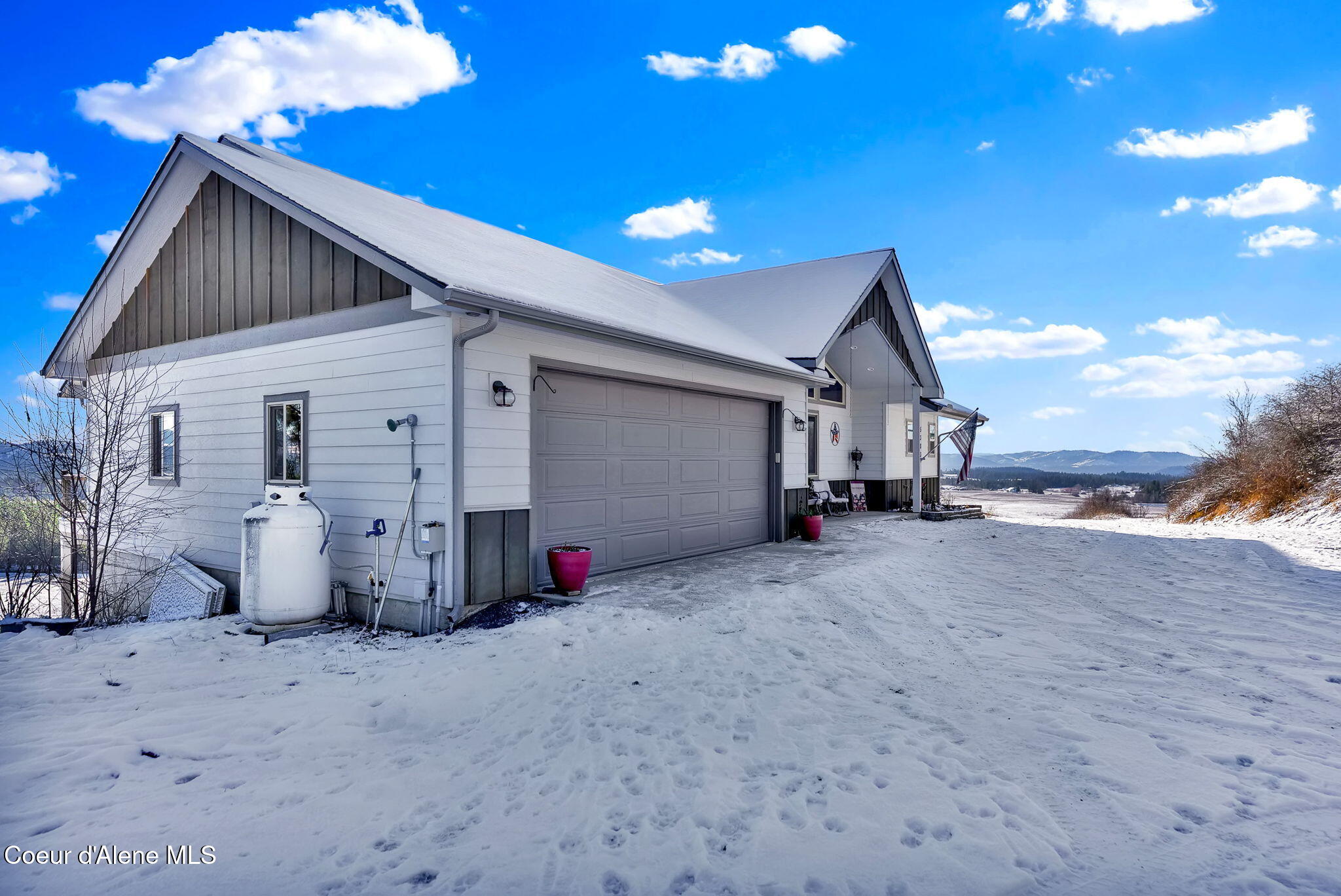 5383 East Van Dusen Road Harrison, ID 83833 - Photo 52 of 67 Front of House