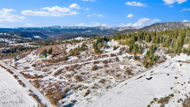 $850,000 | 5383 East Van Dusen Road, Harrison, ID 83833