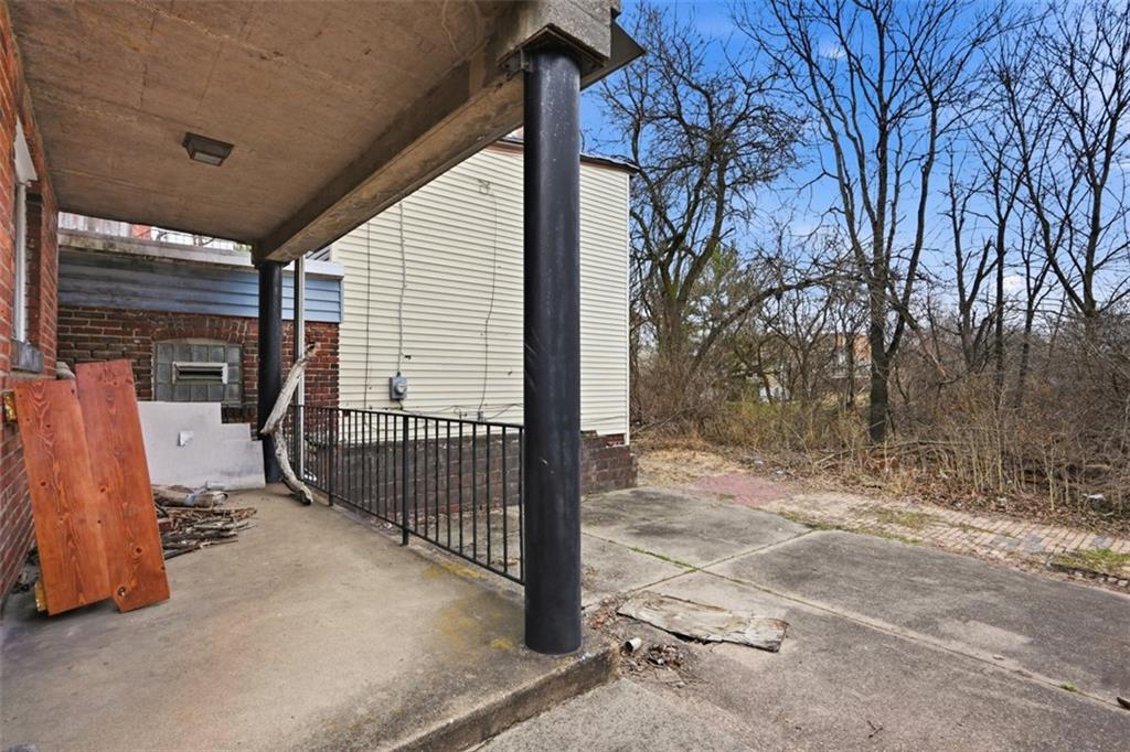 111 Harlem Avenue McKees Rocks, PA 15136 - Photo 29 of 36