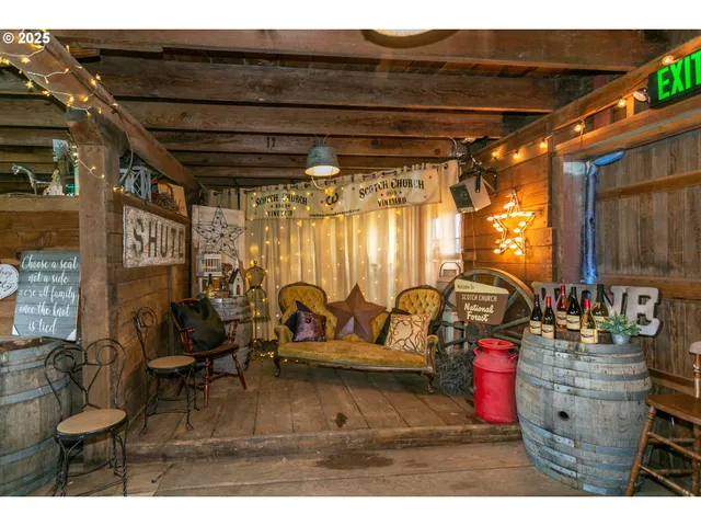 $2,100,000 | 30125 Northwest Scotch Church Road, Hillsboro, OR 97124