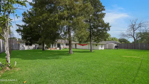 $360,000 | 317 Silverbell Parkway, Lafayette, LA 70508