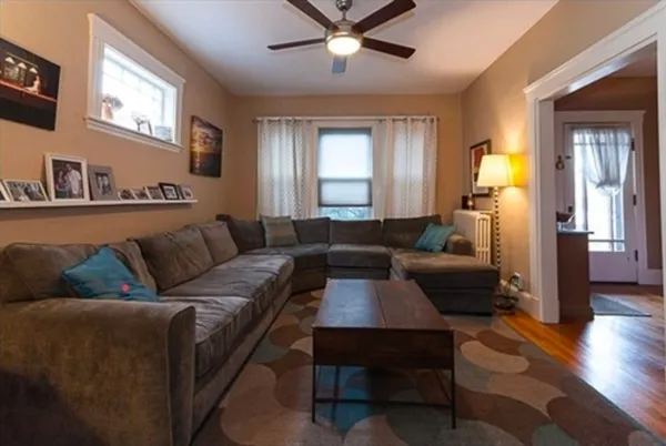 $2,750 | 112 West Wyoming Avenue, Unit 1, Melrose, MA 02176