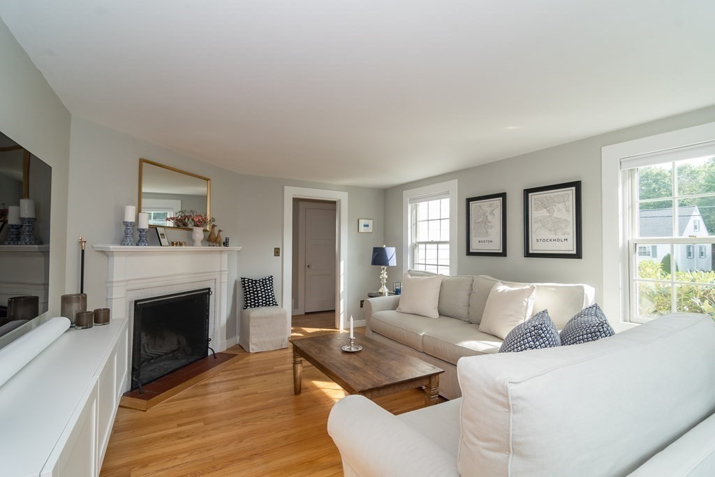 183 Prospect Street Ashland, MA 01721 - Photo 11 of 31