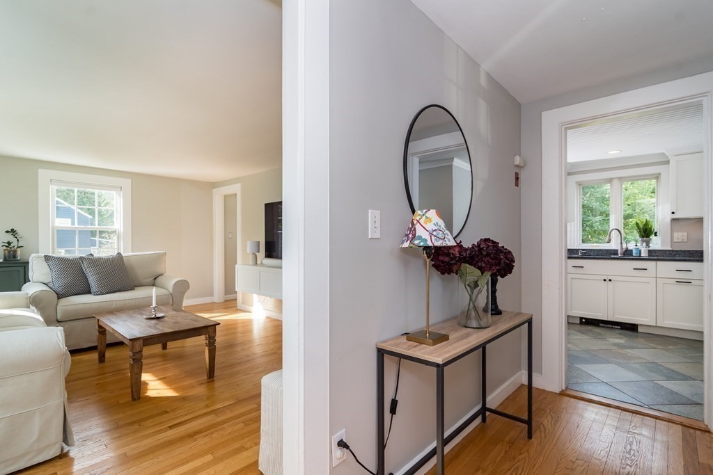 183 Prospect Street Ashland, MA 01721 - Photo 6 of 31