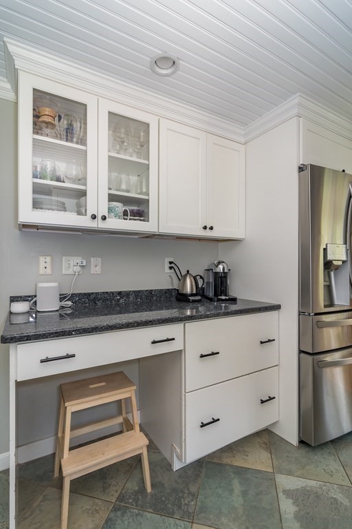 183 Prospect Street Ashland, MA 01721 - Photo 9 of 31