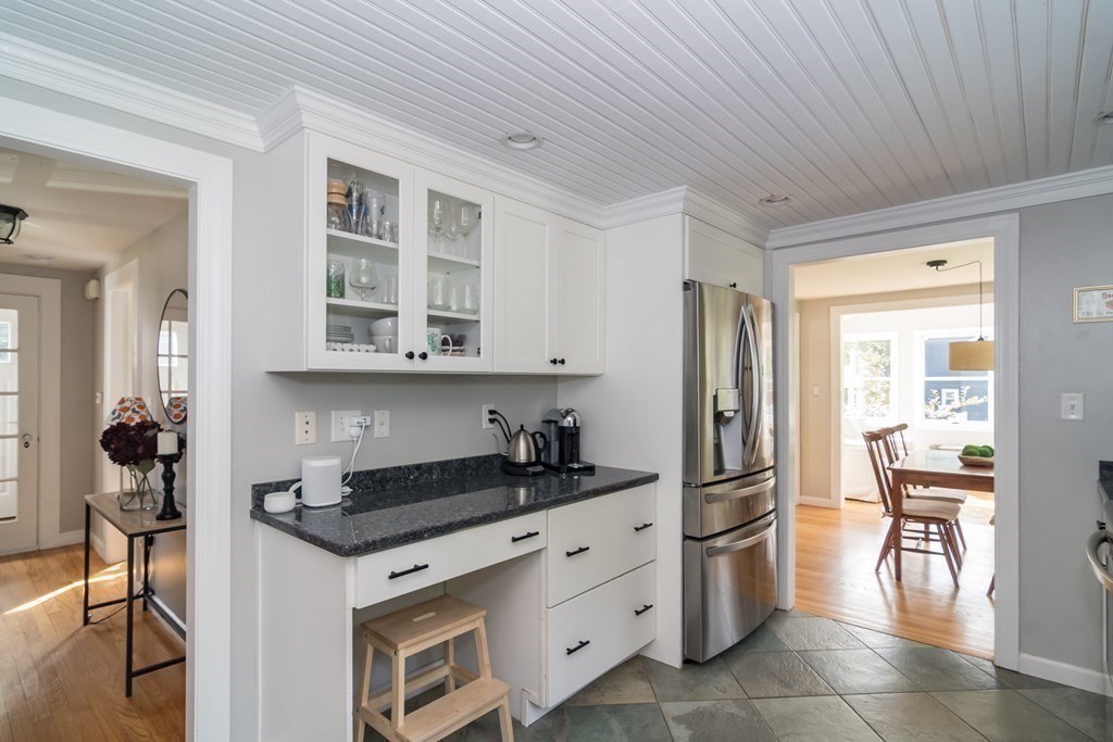 183 Prospect Street Ashland, MA 01721 - Photo 10 of 31