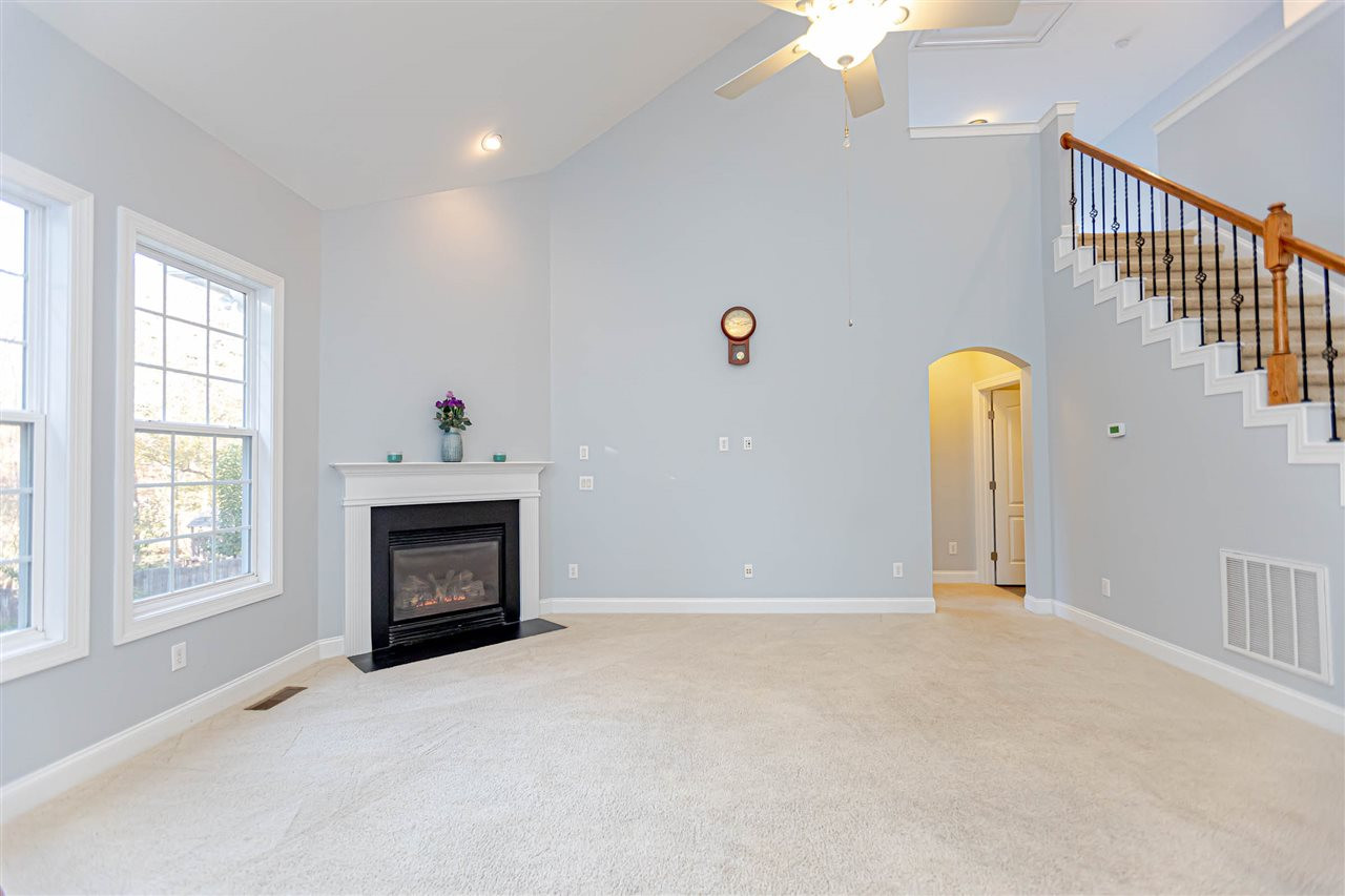 10141 Darling Street Raleigh, NC 27613 - Photo 12 of 30 Family Room