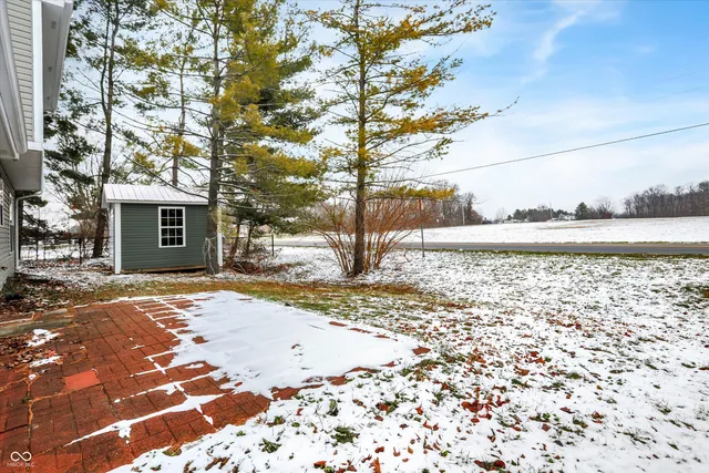 $370,000 | 2025 Fieldstone Court, Westfield, IN 46074