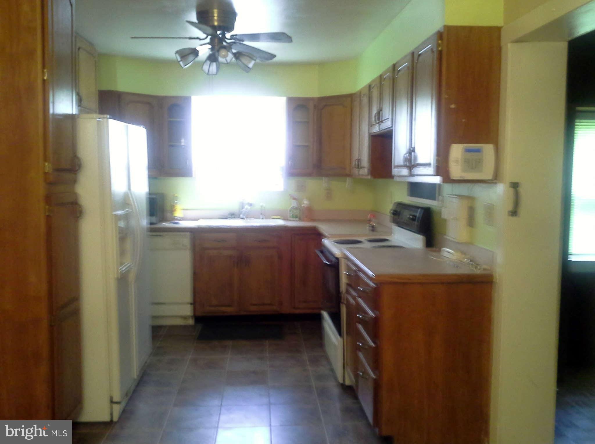 4101 Buckman Road Alexandria, VA 22309 - Photo 12 of 25 Kitchen