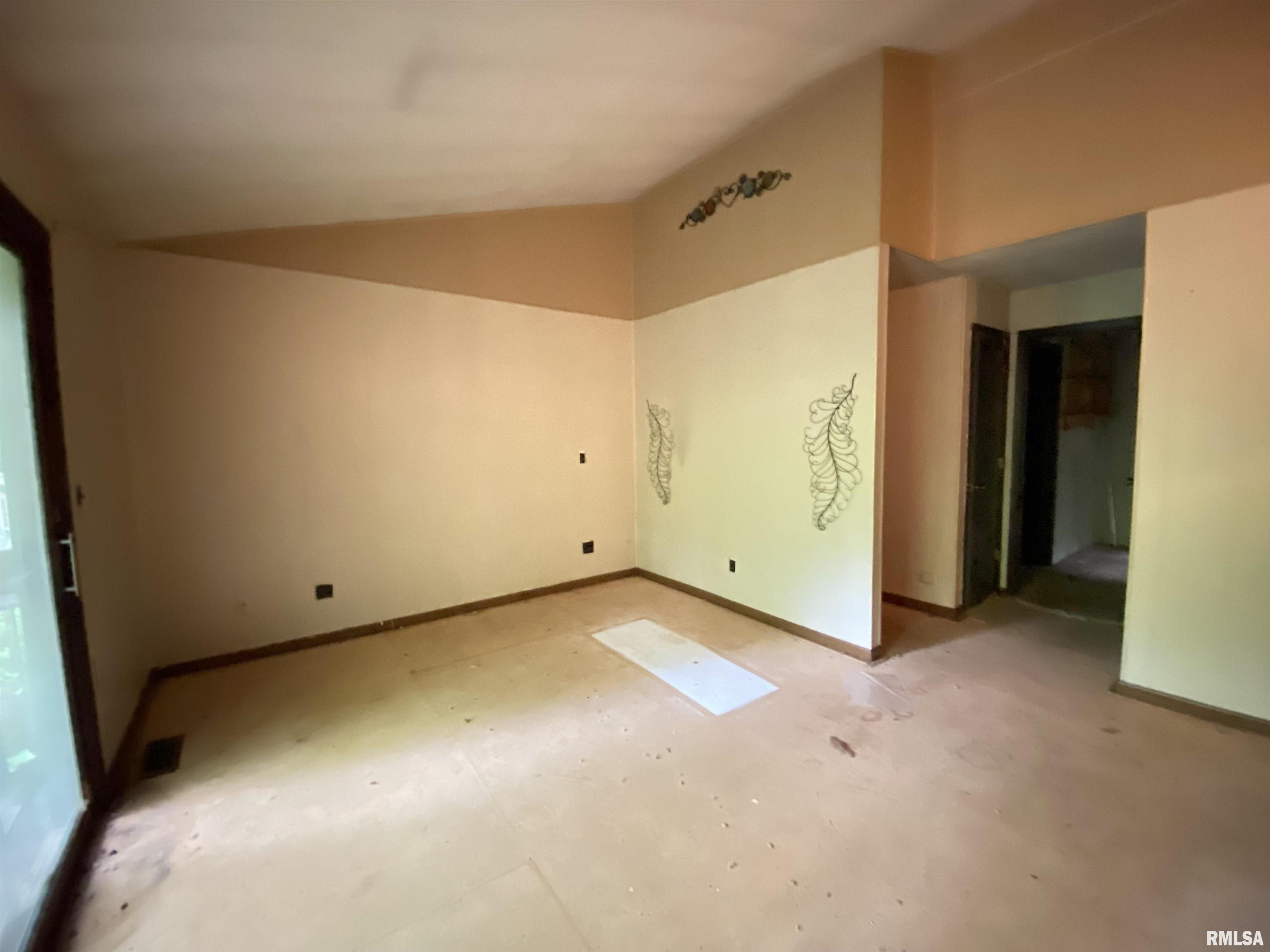 595 Union Hill Road Carbondale, IL 62903 - Photo 8 of 24