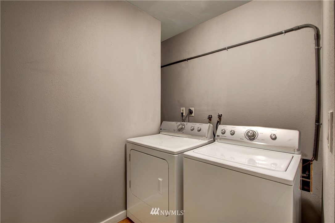 20705 11th Drive Southeast Bothell, WA 98012 - Photo 15 of 19 Gallery Image 15