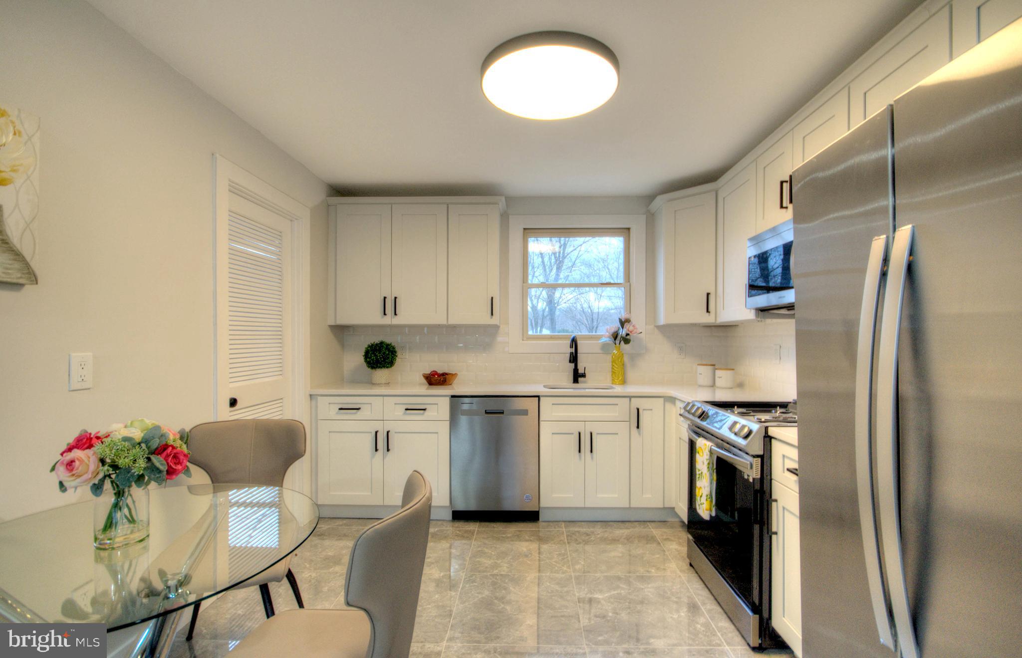 803 Bentley Road Lindenwold, NJ 08021 - Photo 10 of 41